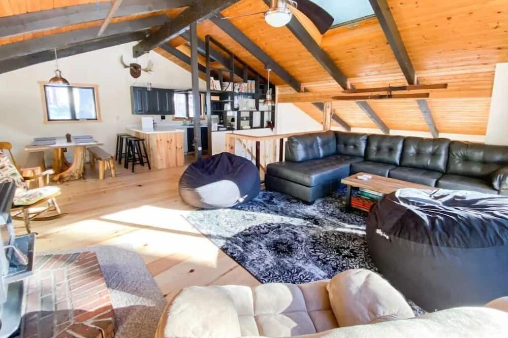 Photo of Livingroom in Bartlett