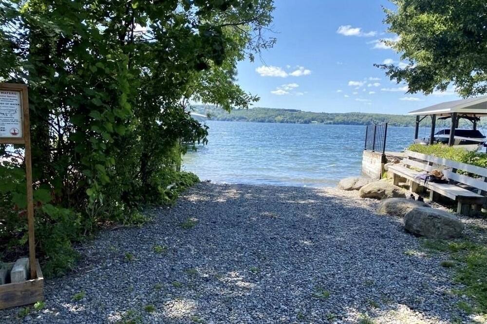Photo of Others in Canandaigua