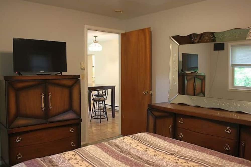 Photo of Bedroom in Wallingford