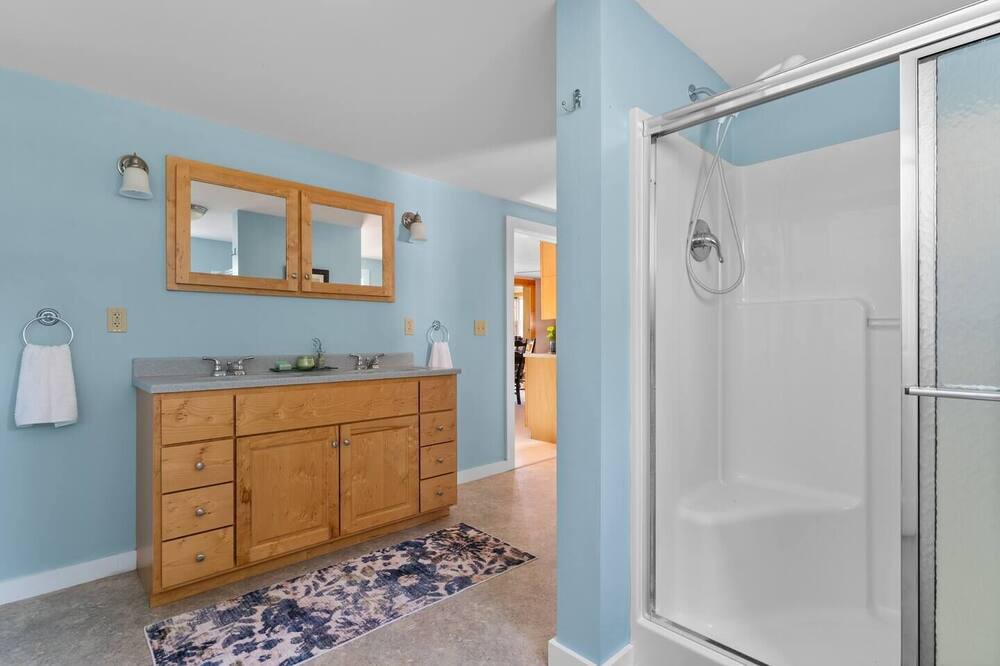 Photo of Bathroom in Brandon