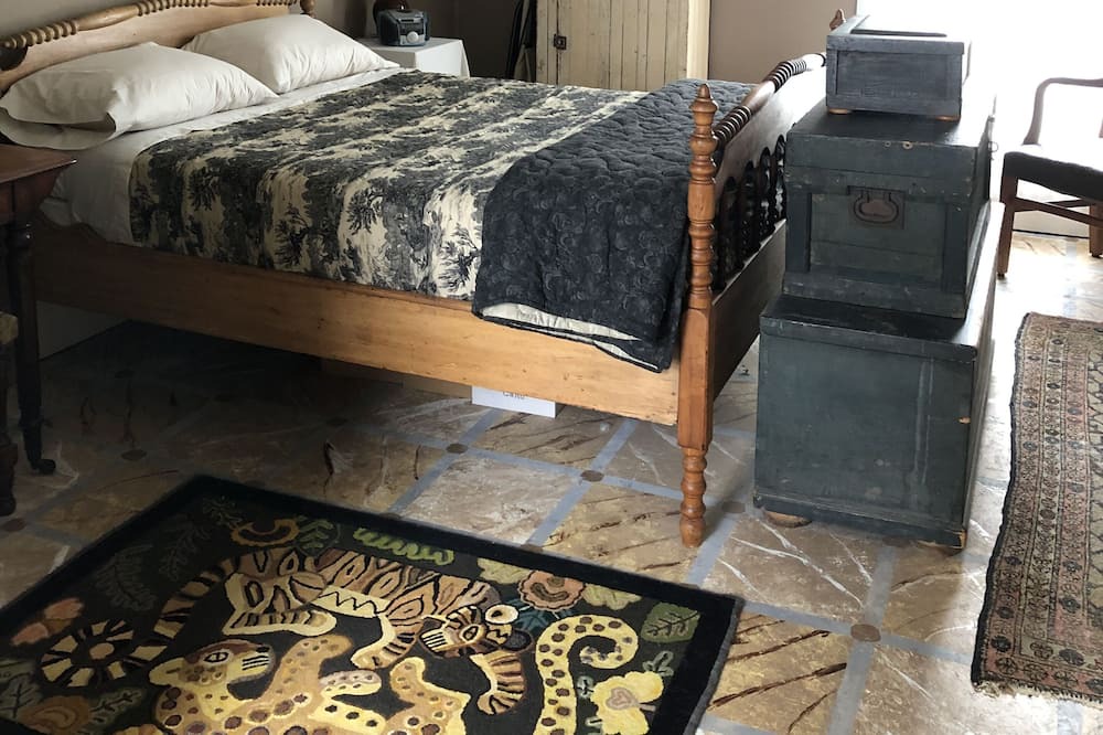 Photo of Bedroom in Palmyra