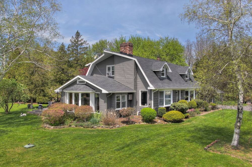 Photo of Outdoor in Hudson