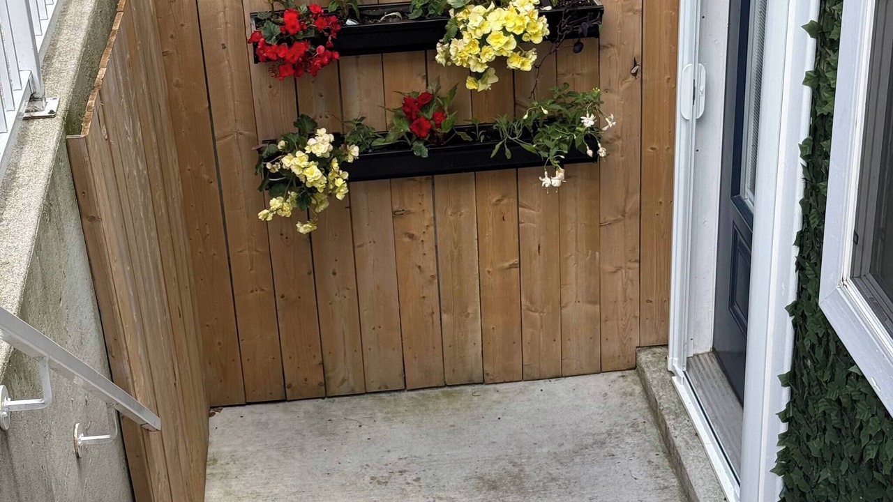 Photo of Patio Balcony in Brantford
