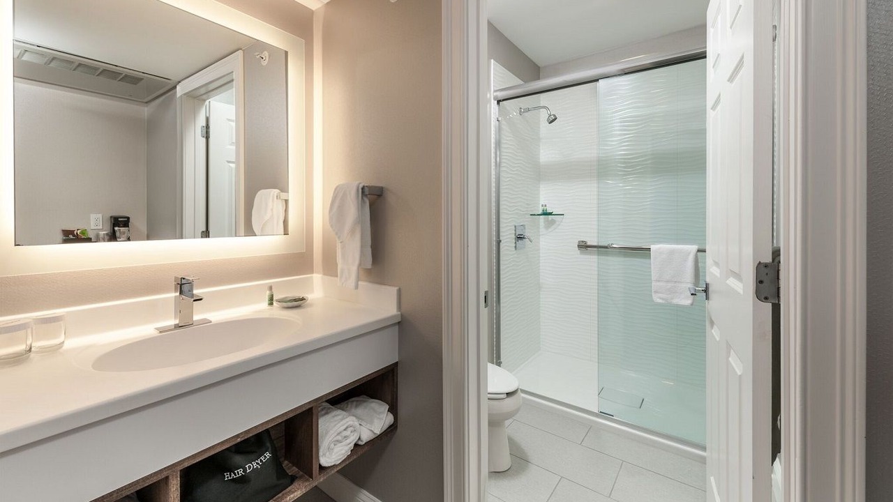 Photo of Bathroom in Ogunquit