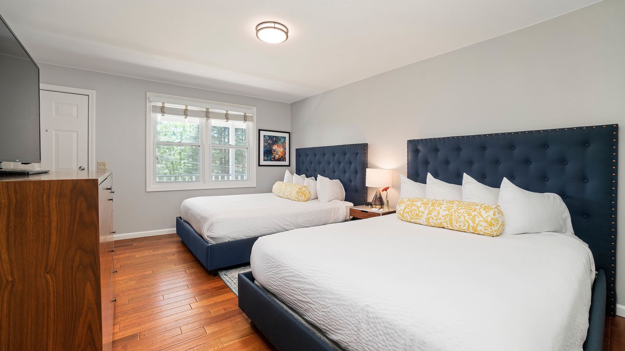 Photo of Bedroom in Lenox