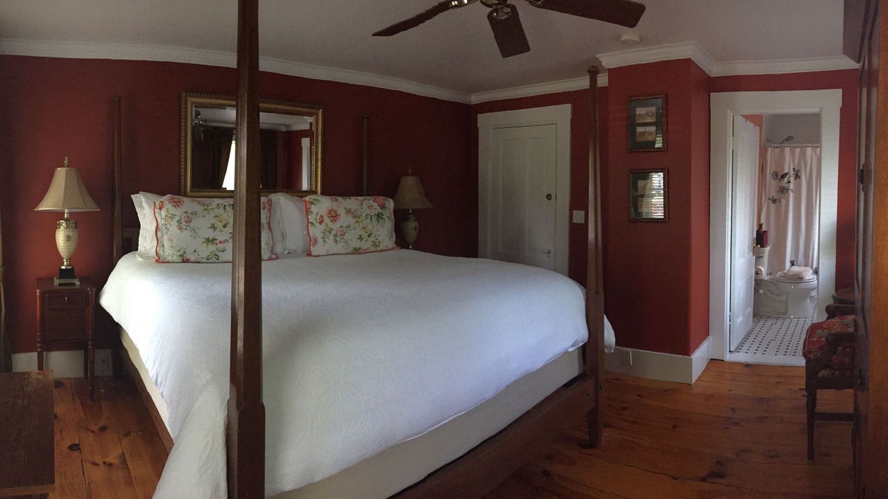 Photo of Bedroom in Ogunquit