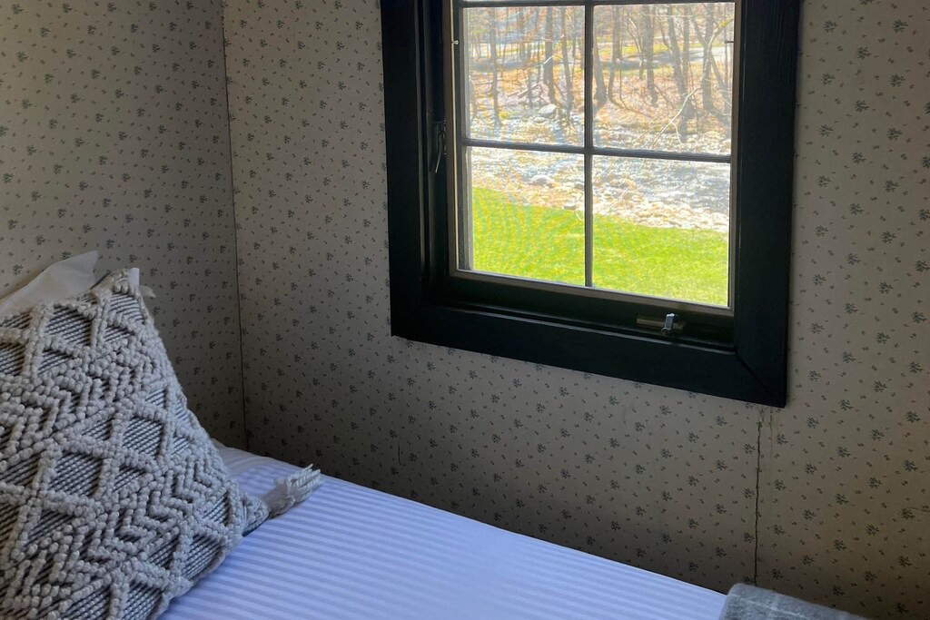 Photo of Bedroom in Stowe Area