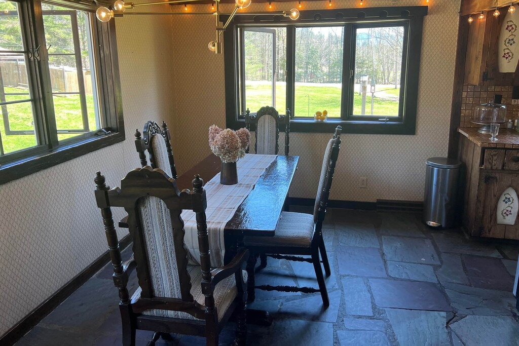 Photo of Livingroom in Stowe Area