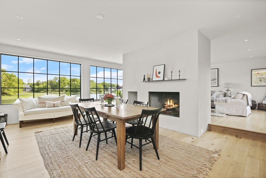 Photo of Livingroom in Rowayton