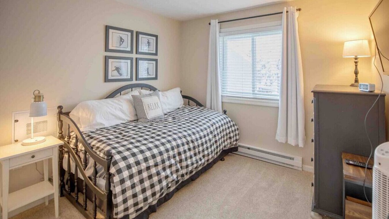 Photo of Bedroom in North Woodstock