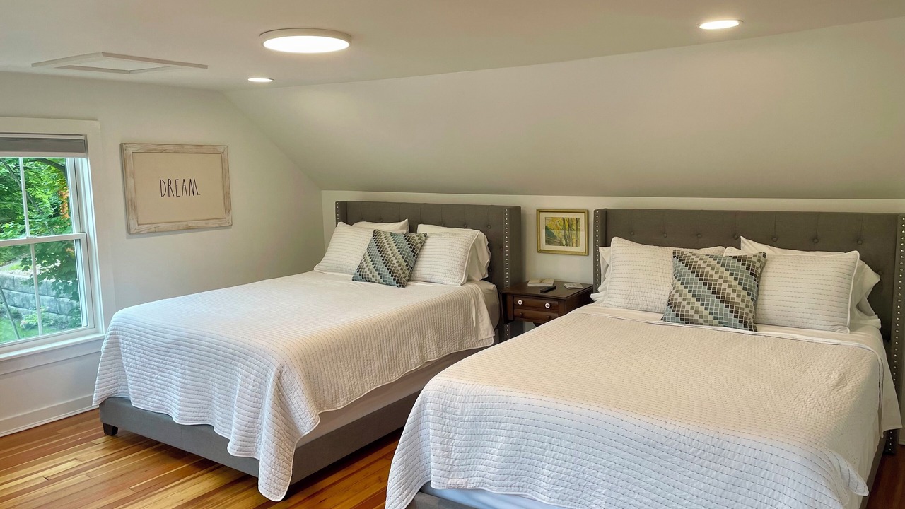 Photo of Bedroom in Wolfeboro