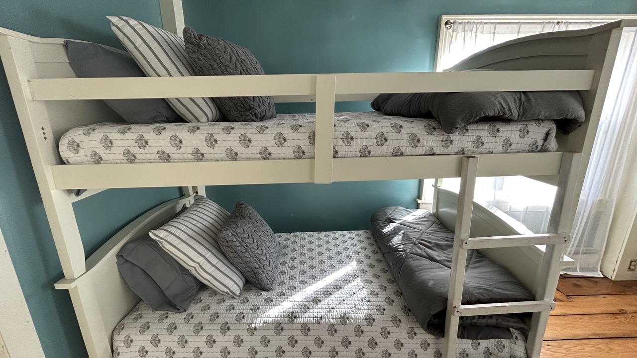 Photo of Bedroom in Clinton