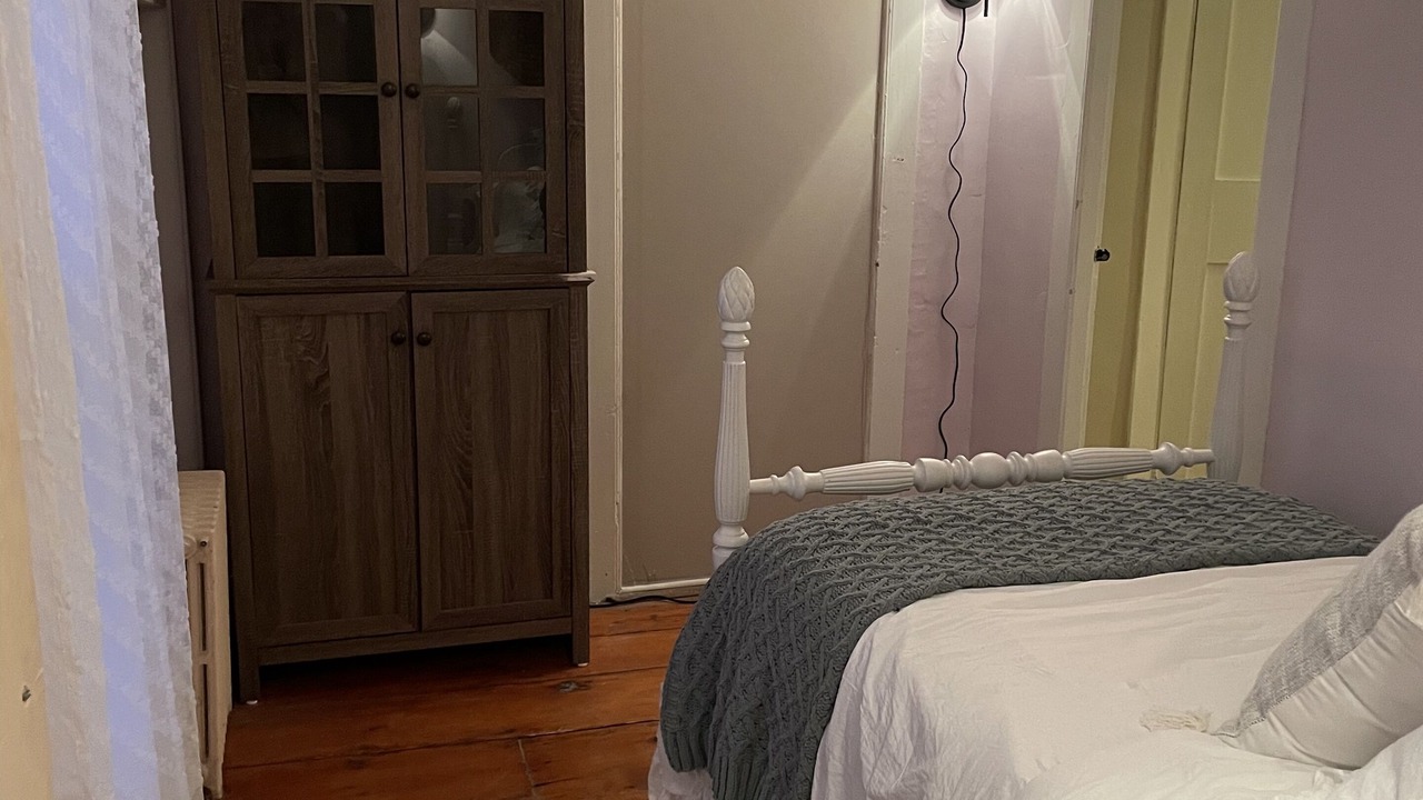 Photo of Bedroom in Clinton