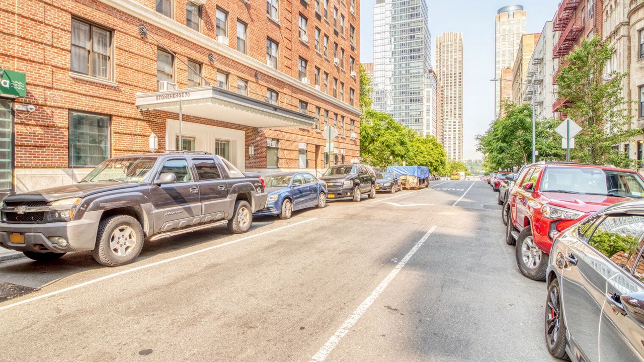Photo of Outdoor in Lincoln Square