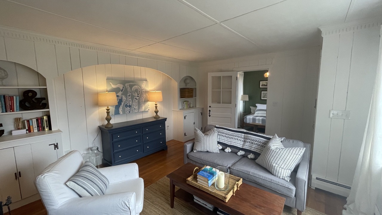 Photo of Livingroom in Madison