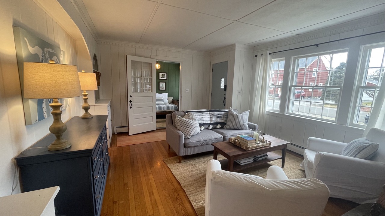 Photo of Livingroom in Madison