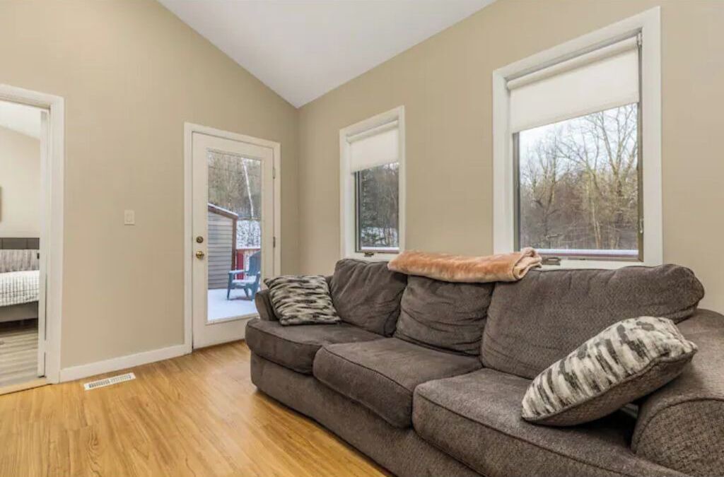 Photo of Livingroom in West Dover