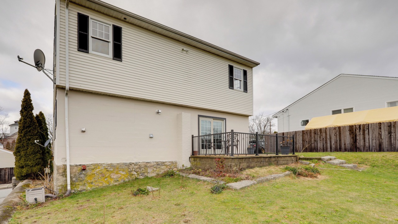 Photo of Outdoor in Tiverton