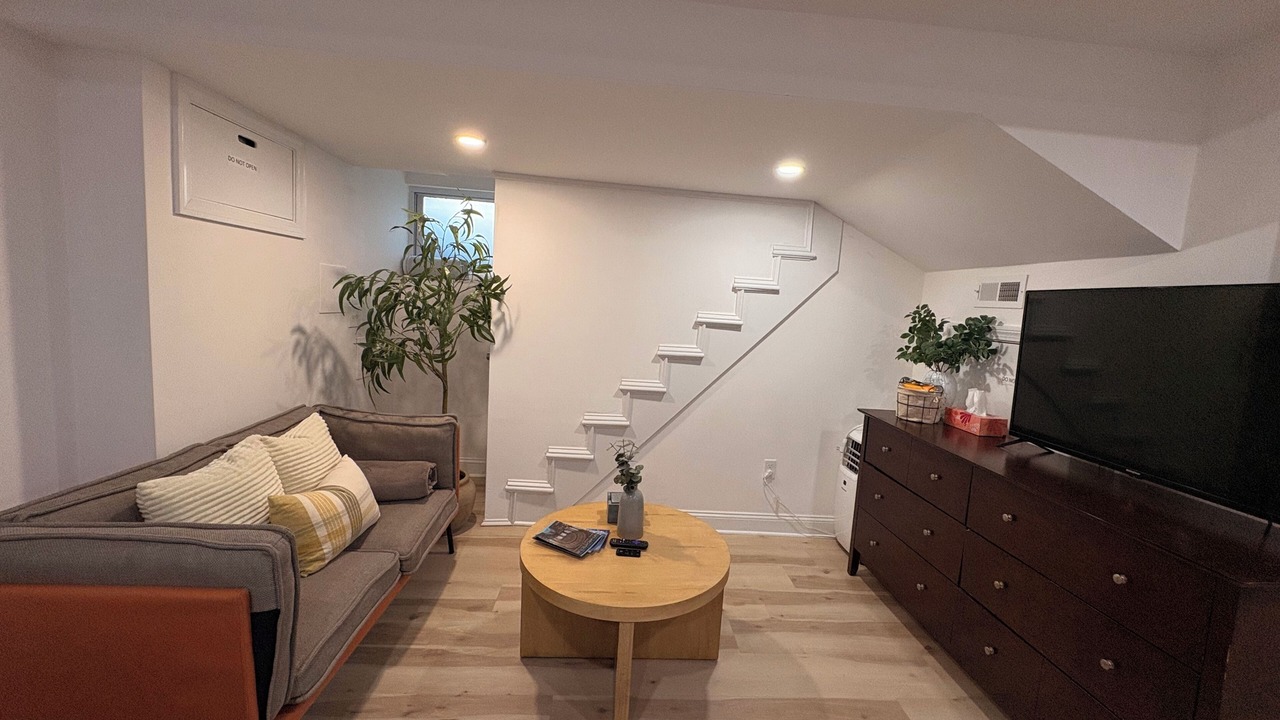 Photo of Livingroom in Revere