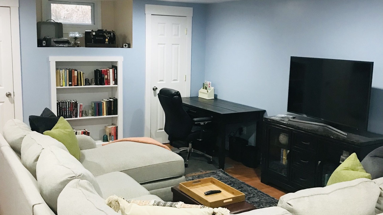 Photo of Livingroom in Ellsworth