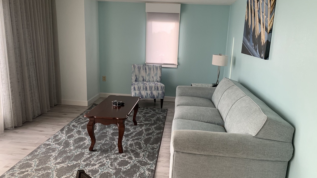 Photo of Livingroom in The Point
