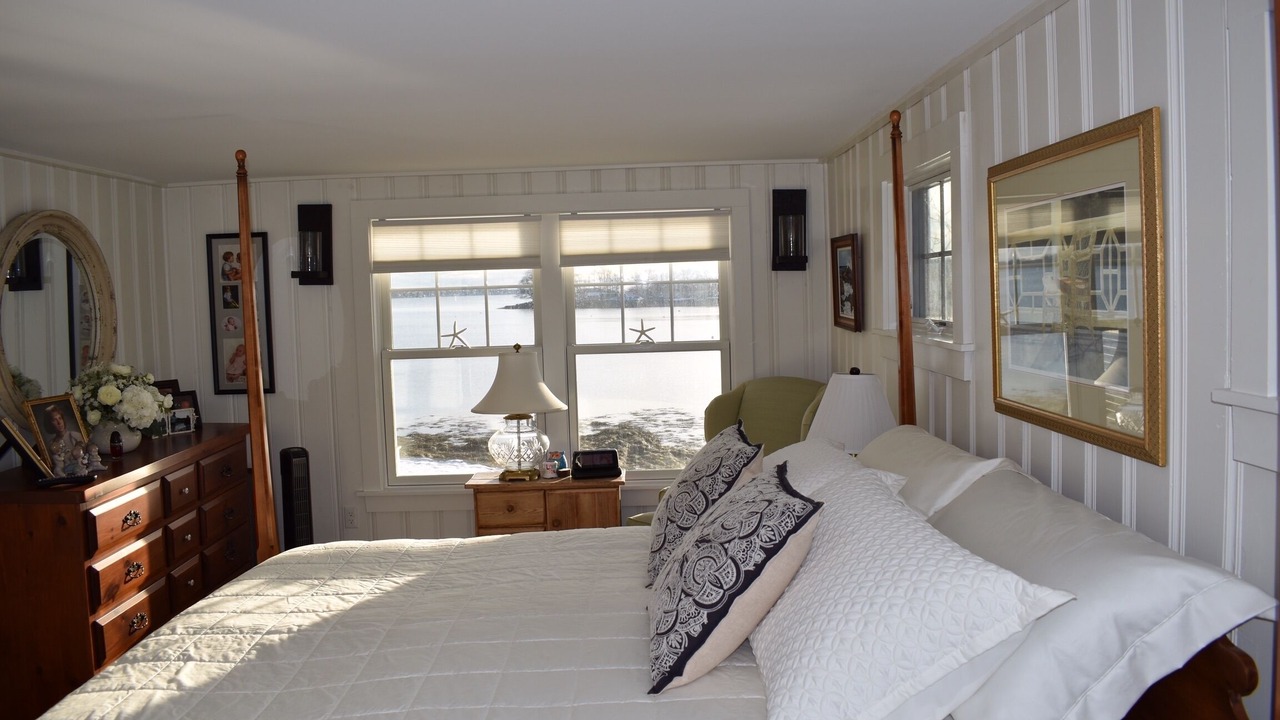 Photo of Bedroom in Harpswell Center