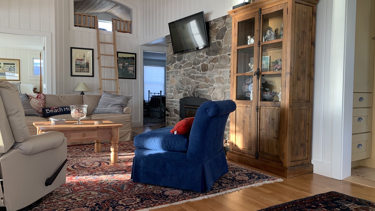 Photo of Livingroom in Harpswell Center