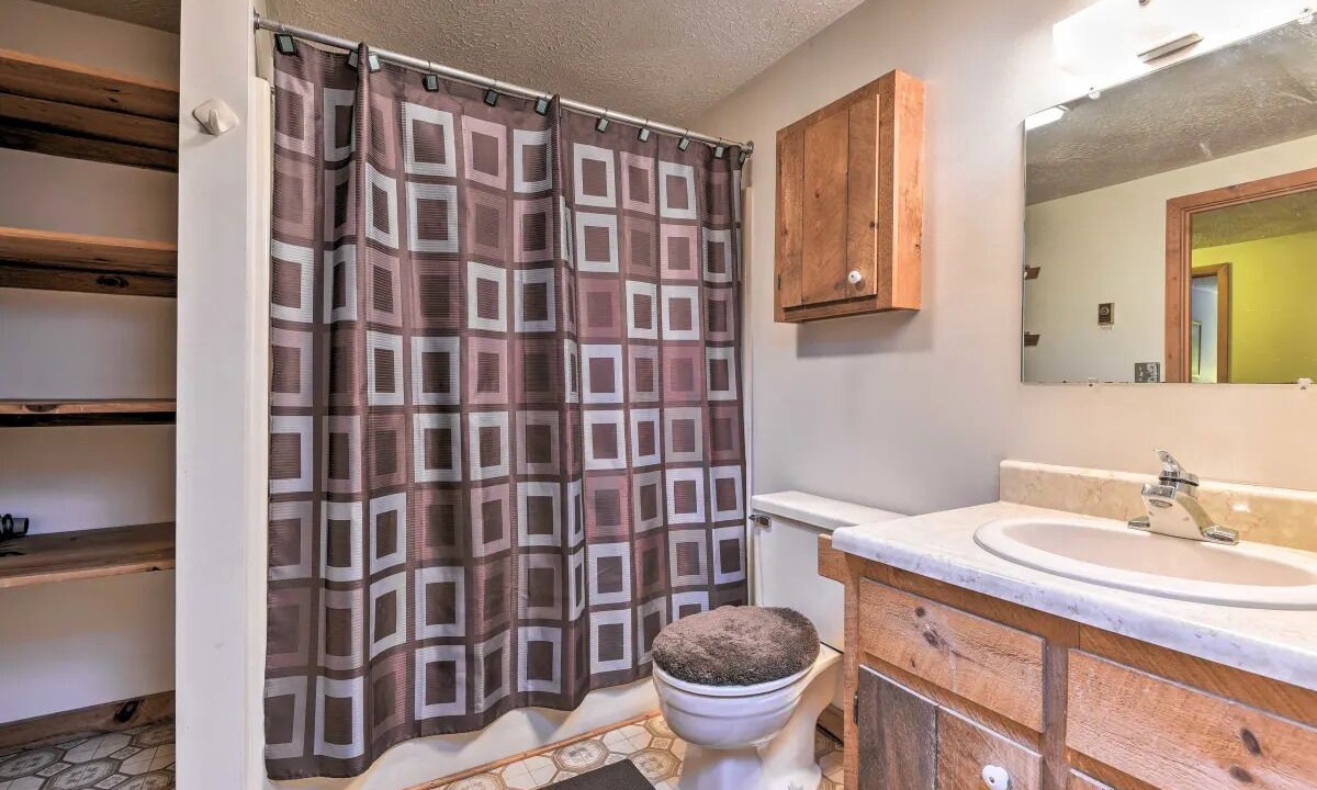 Photo of Bathroom in Bartlett