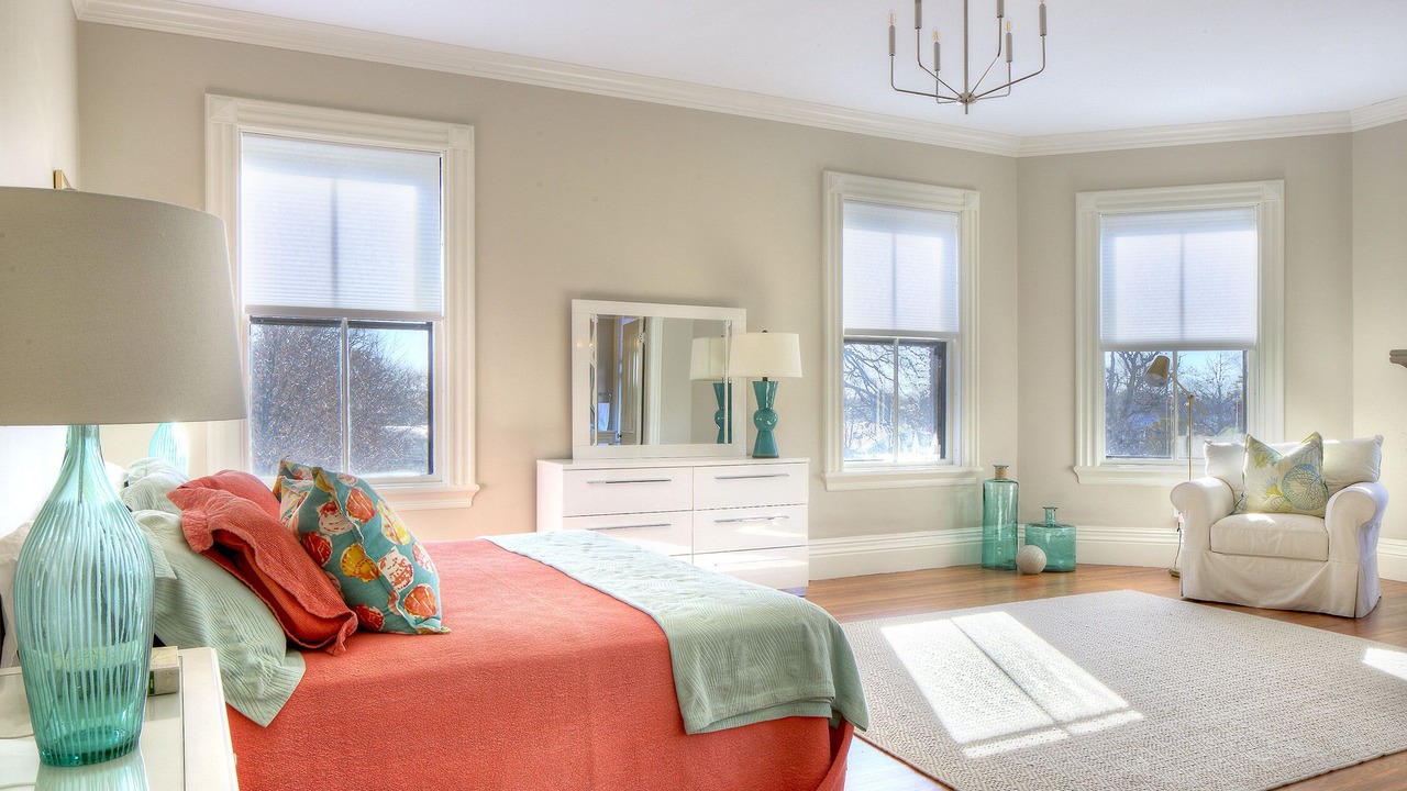 Photo of Bedroom in Top of the Hill