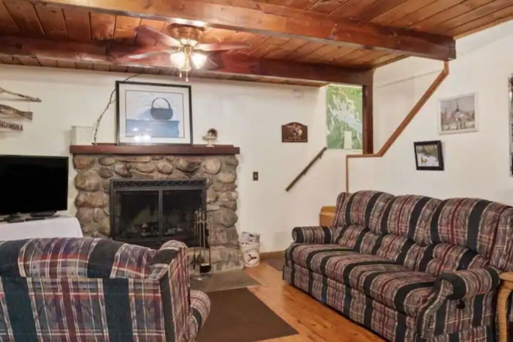 Photo of Livingroom in Moultonborough