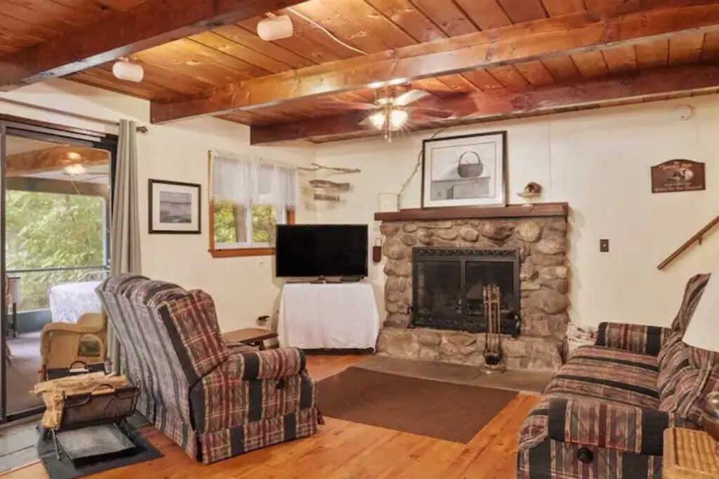 Photo of Livingroom in Moultonborough