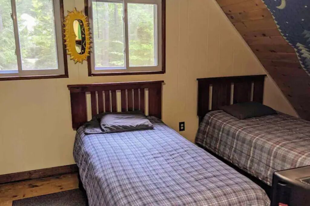 Photo of Bedroom in Moultonborough