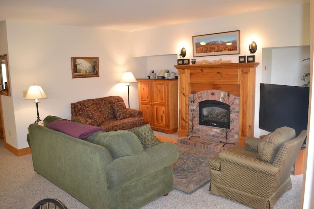 Photo of Livingroom in North Troy