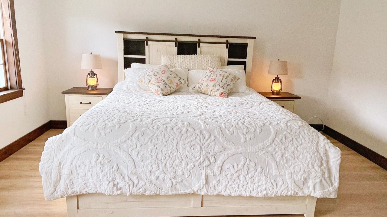 Photo of Bedroom in Oneonta