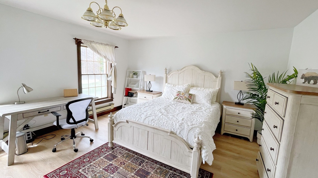 Photo of Bedroom in Oneonta