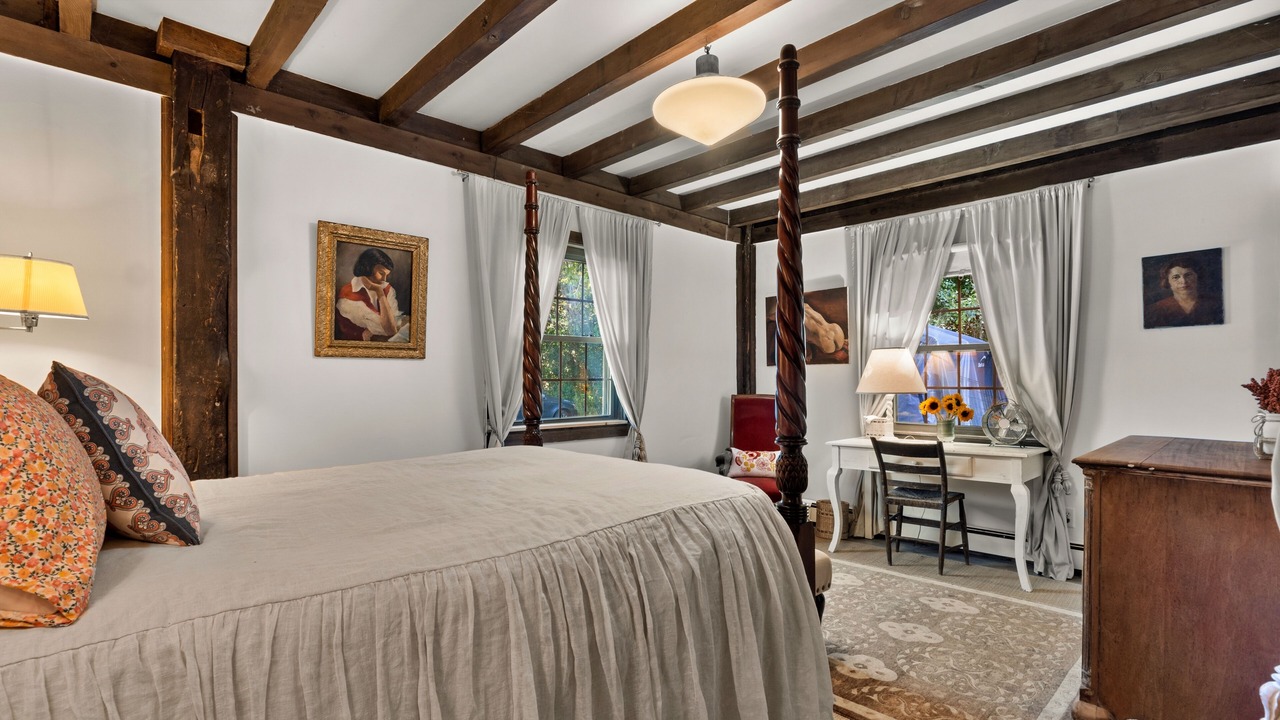 Photo of Bedroom in Richmond