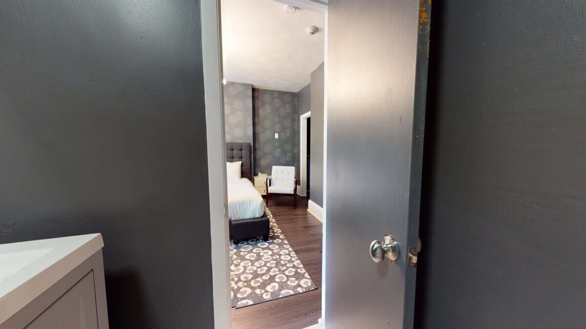Photo of Bedroom in Bay Village