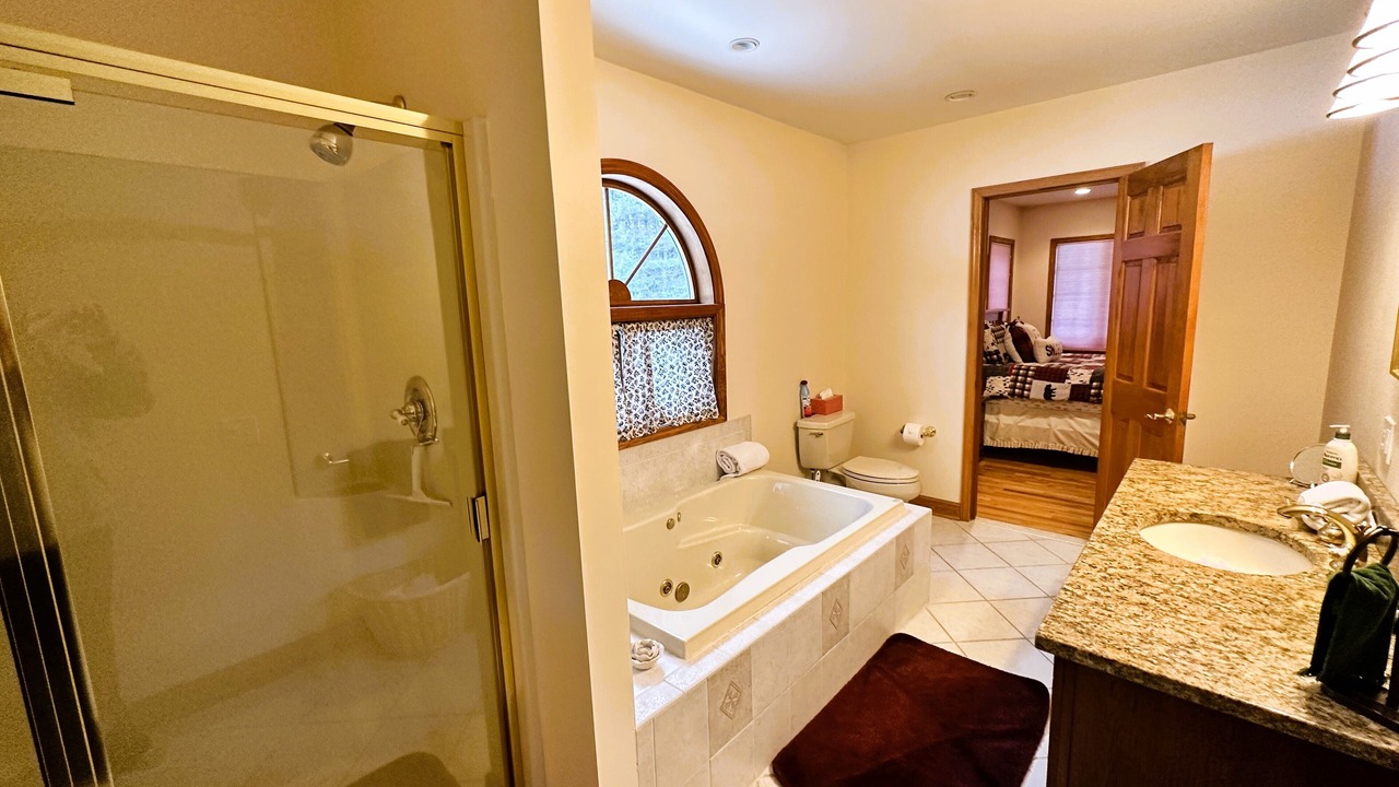 Photo of Bathroom in Jay