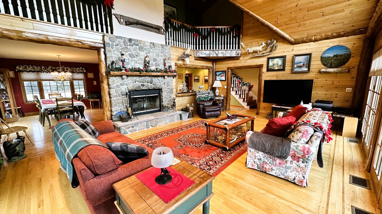 Photo of Livingroom in Jay