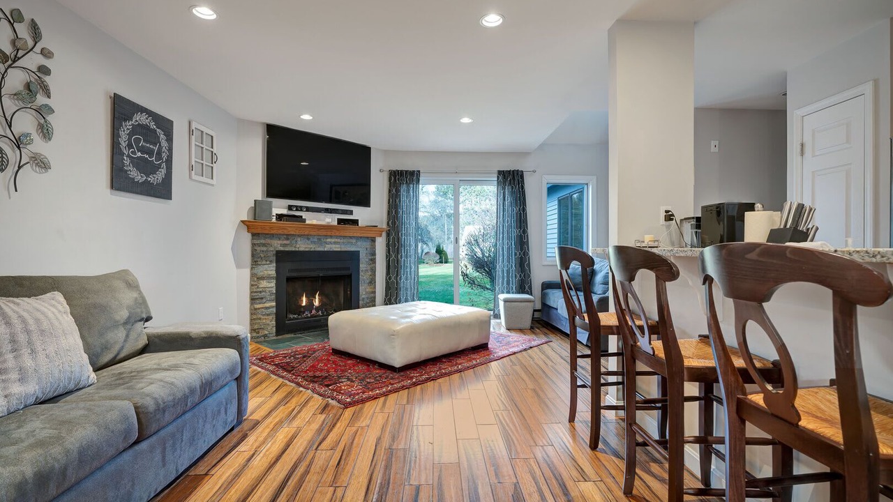 Photo of Livingroom in West Hartford