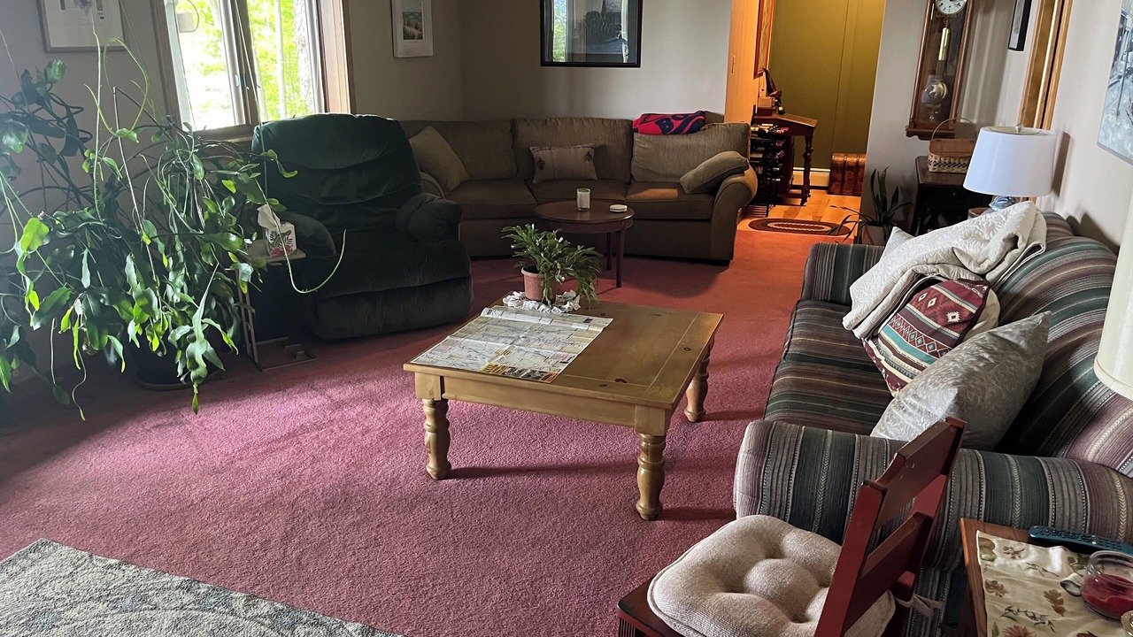 Photo of Livingroom in Town of Ledyard