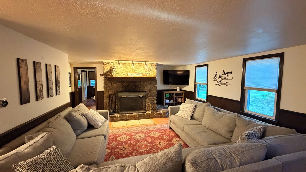 Photo of Livingroom in North Conway