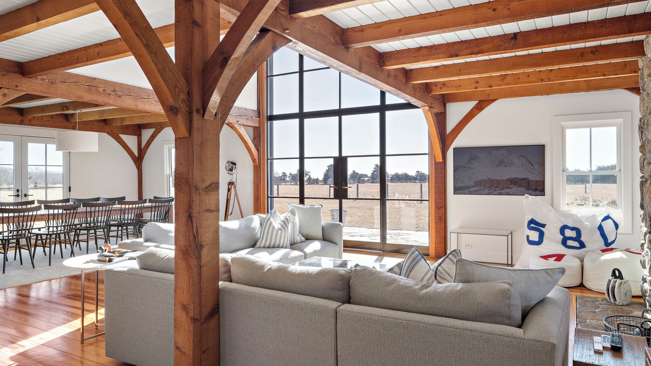 Photo of Livingroom in Chilmark