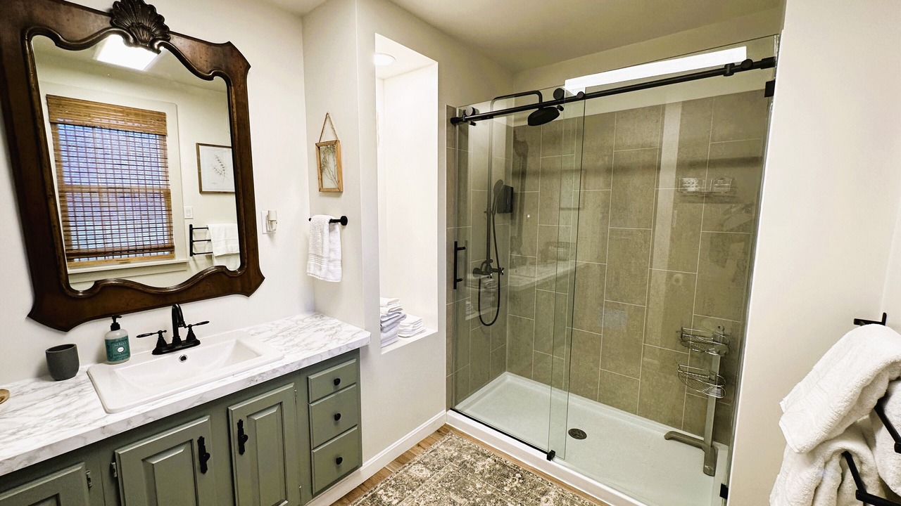Photo of Bathroom in Jay