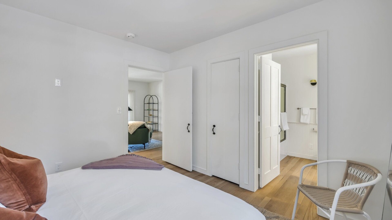Photo of Bedroom in Bantam