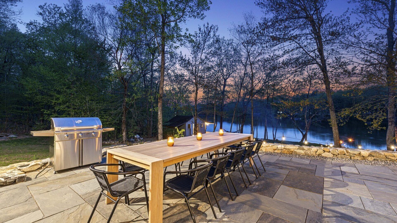 Photo of Outdoor in Bantam