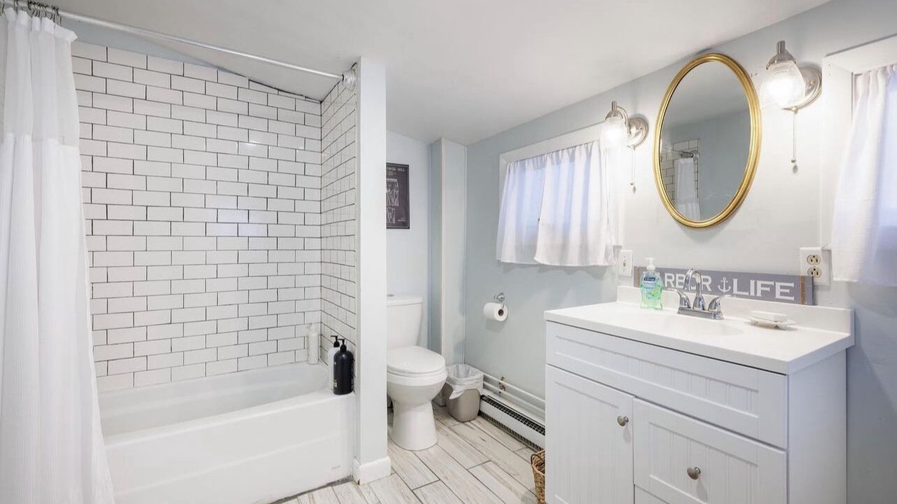 Photo of Bathroom in Boothbay Harbor