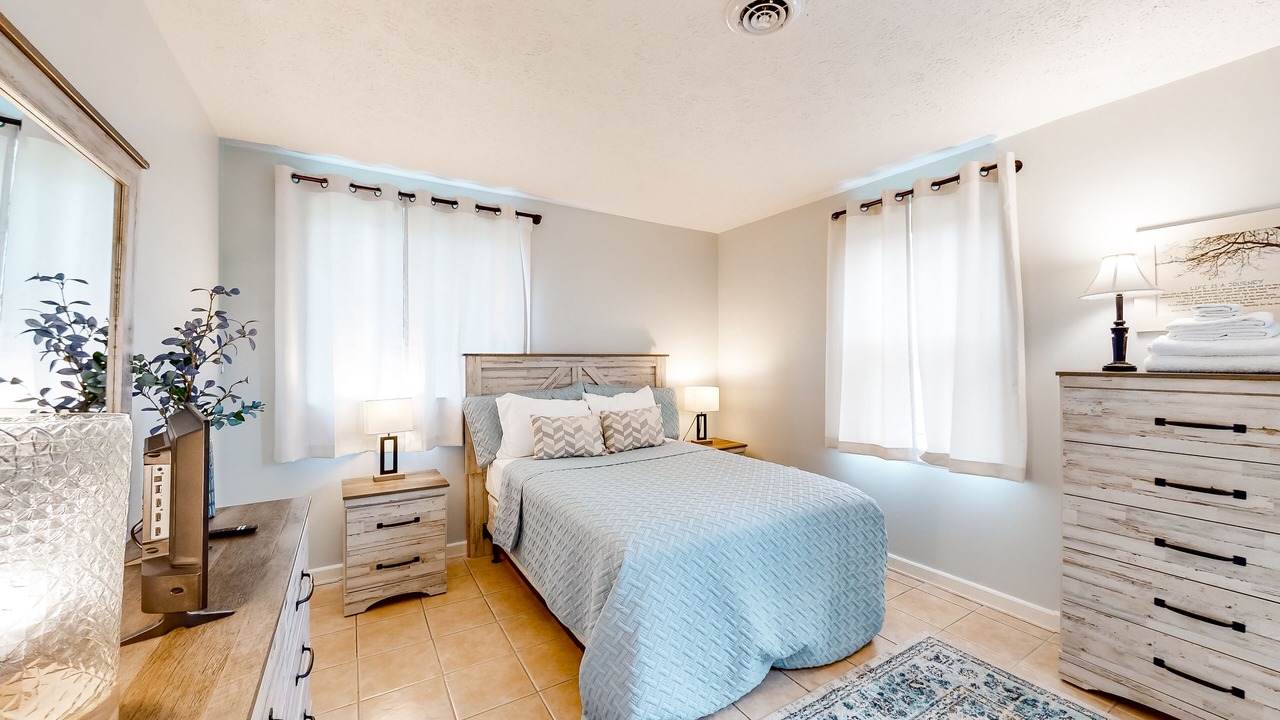 Photo of Bedroom in Branchport