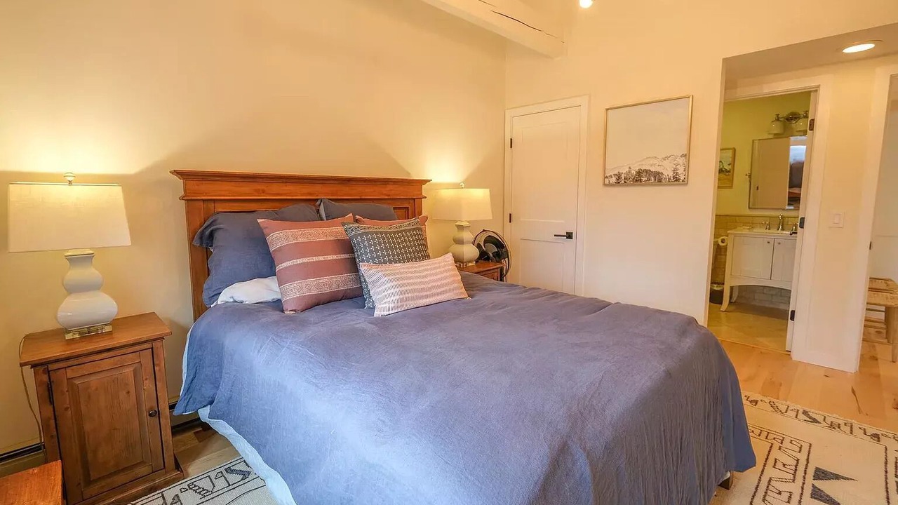 Photo of Bedroom in Ludlow