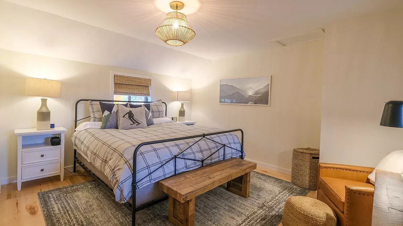 Photo of Bedroom in Ludlow